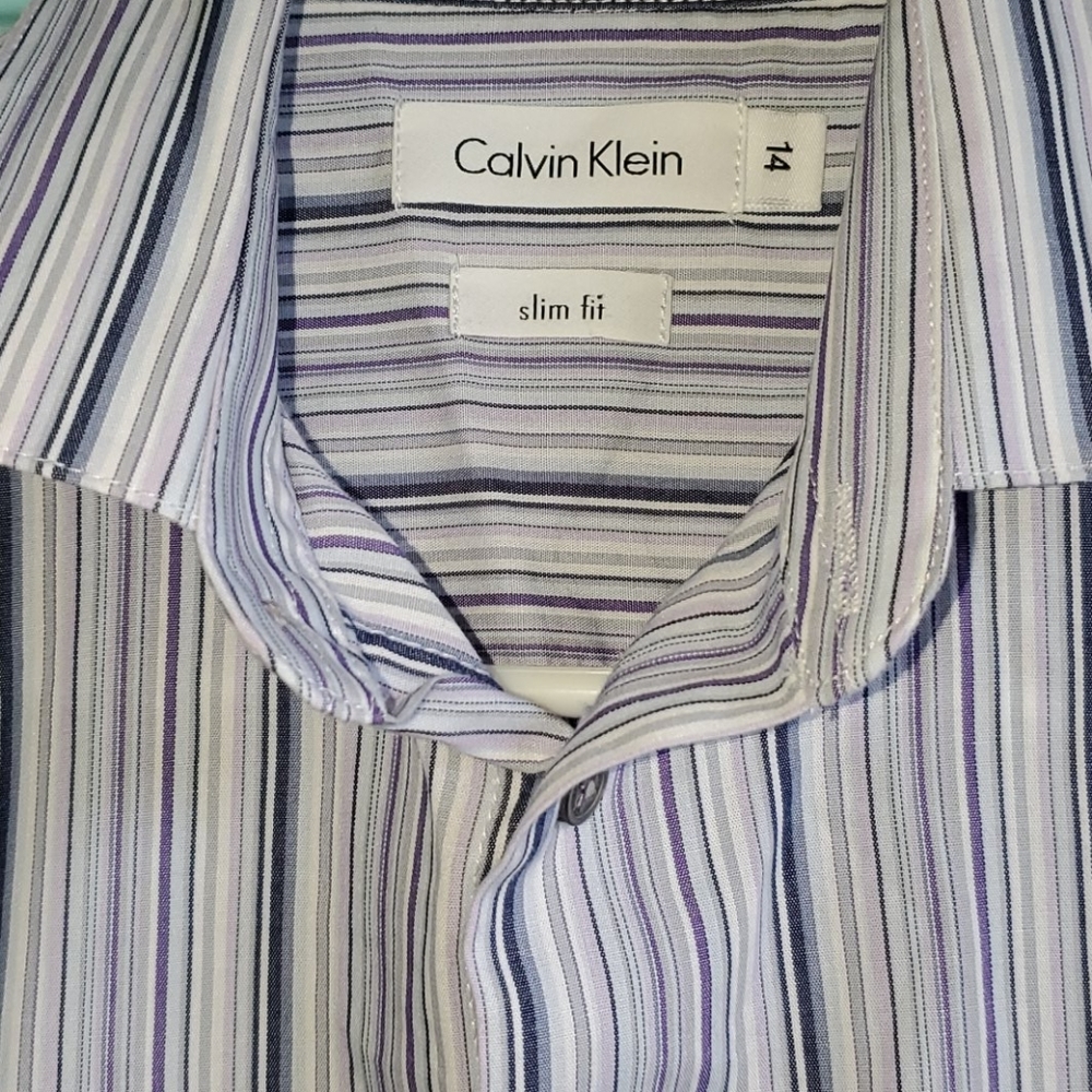 Calvin Klein Top - Picture 2 of 2